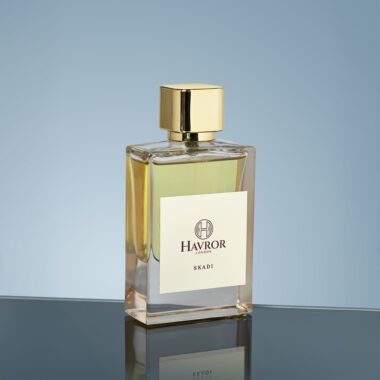 The Art of Layering Fragrances – Create Your Signature Scent